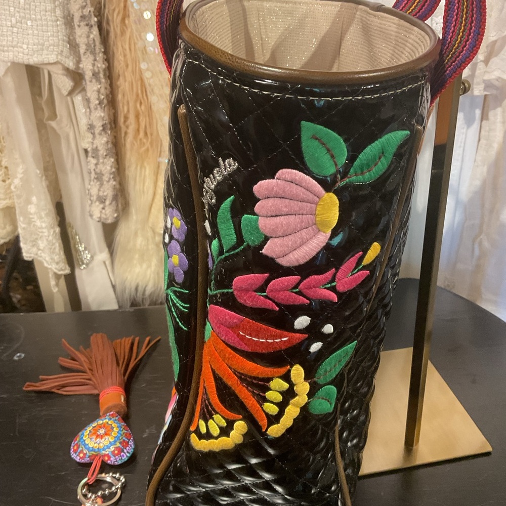 Quilted Black Floral Embroidered Tote Bag with Multicolor Handles - Picture 2 of 7